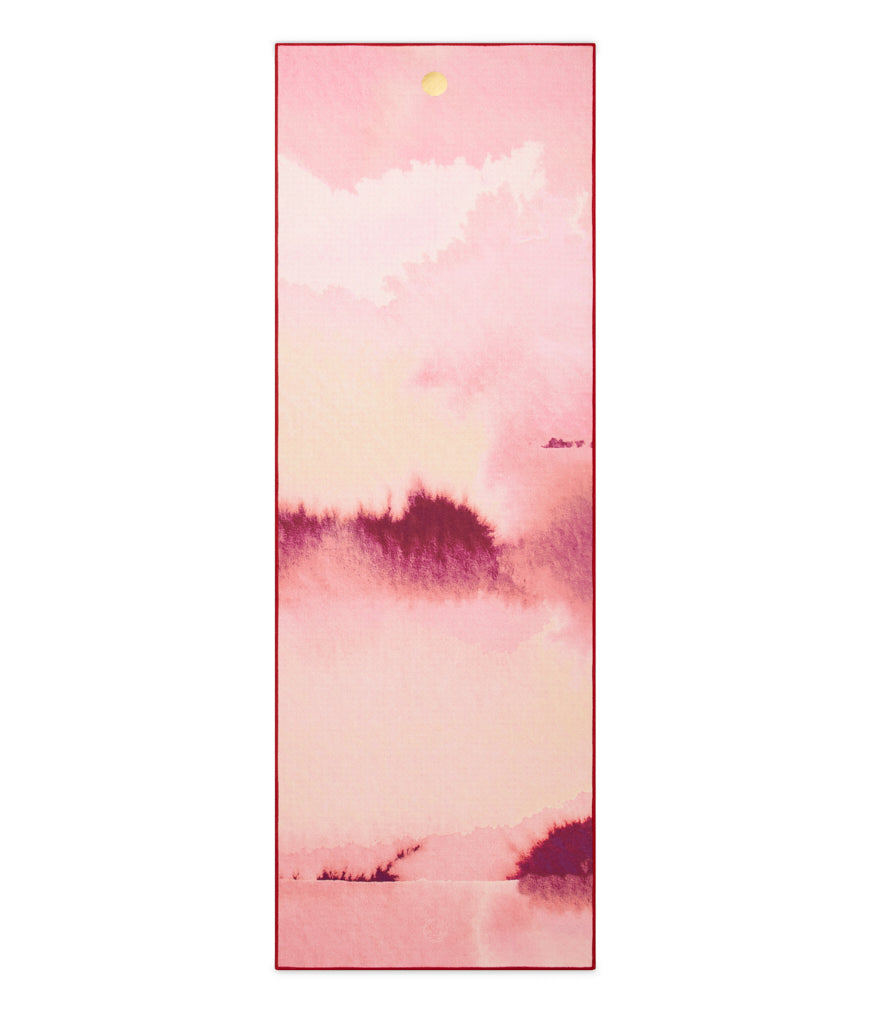 Manduka mat towel yogitoes Ruby Courage