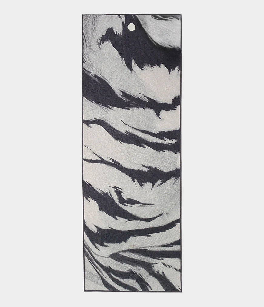 Rankšluostis jogai Manduka yogitoes Tigers Eye