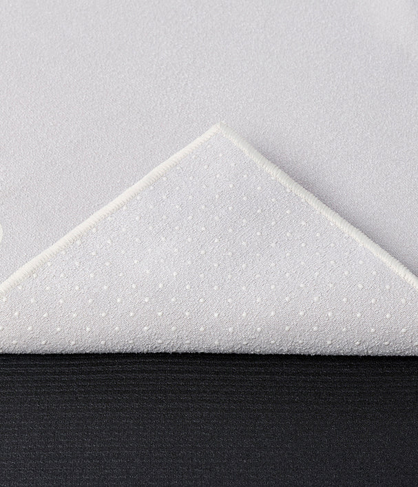 Manduka mat towel yogitoes Linen